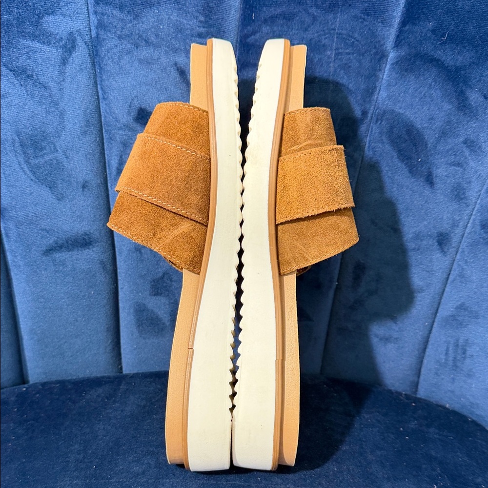 Mila Paoli Camel Suede Slide Sandals with Tortoise Buckle Size 7.5 - Picture 4 of 6